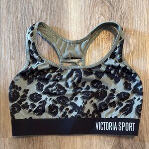 Victoria's Secret Green and Black Sports Bra with Performance Stretch